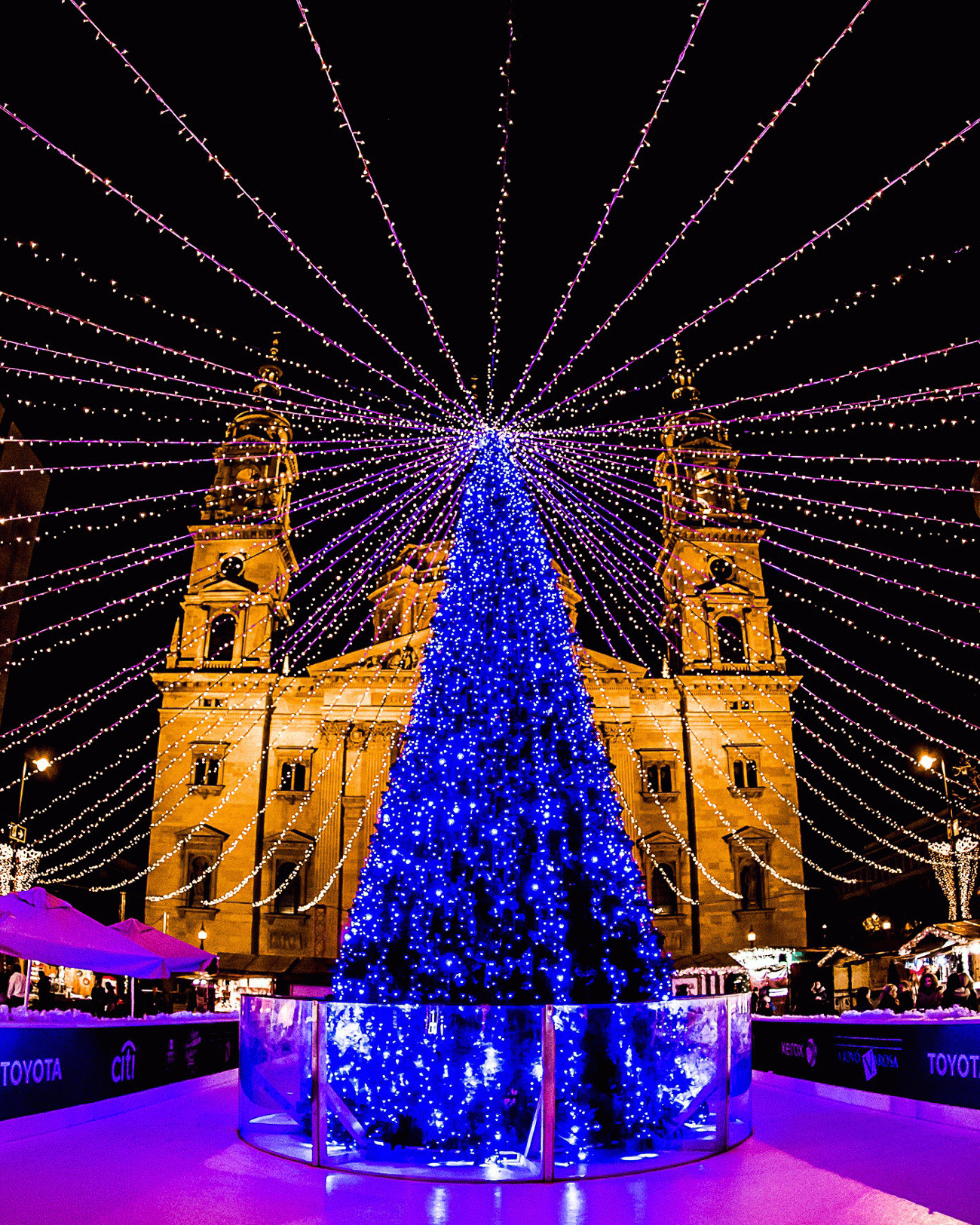 Ungarn, Budapest, Weihnachtsbaum, artbejo-budapest-(C) Pixabay
