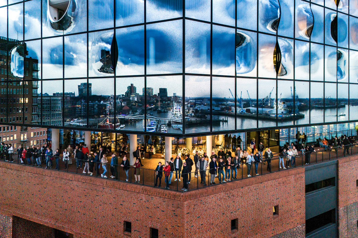 Hamburg, Elbphilharmonie (C) Foto-Thies-Raetzke